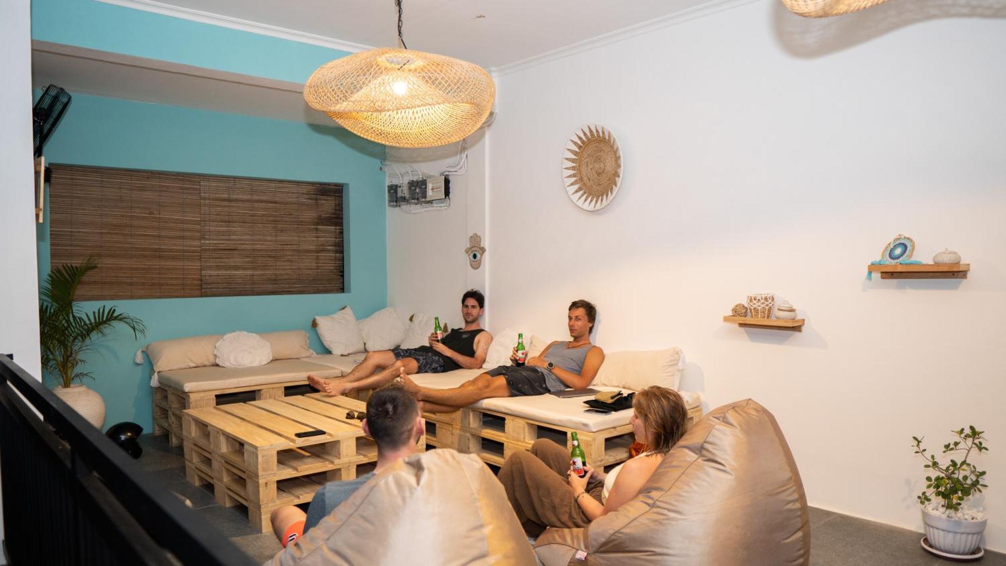 Kuta The White Bay Lombokアパートメント エクステリア 写真