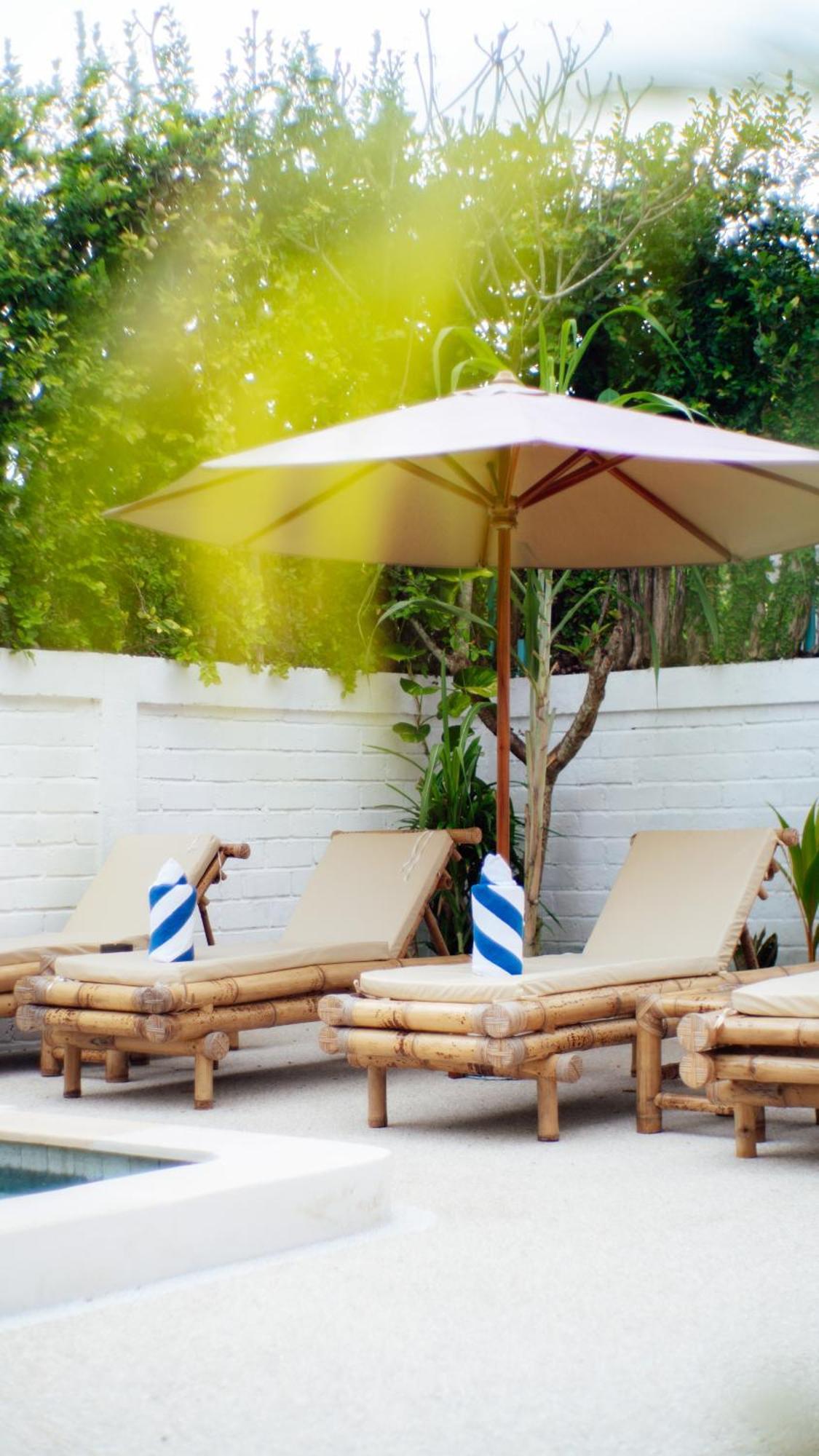 Kuta The White Bay Lombokアパートメント エクステリア 写真